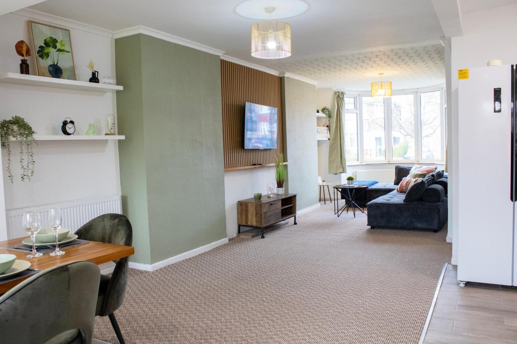 Harvard House, Stylish 3 Bedroom House In Solihull 5 Mins To The Nec, Bhx ,Jlr With Free Parking Birmingham Exterior foto