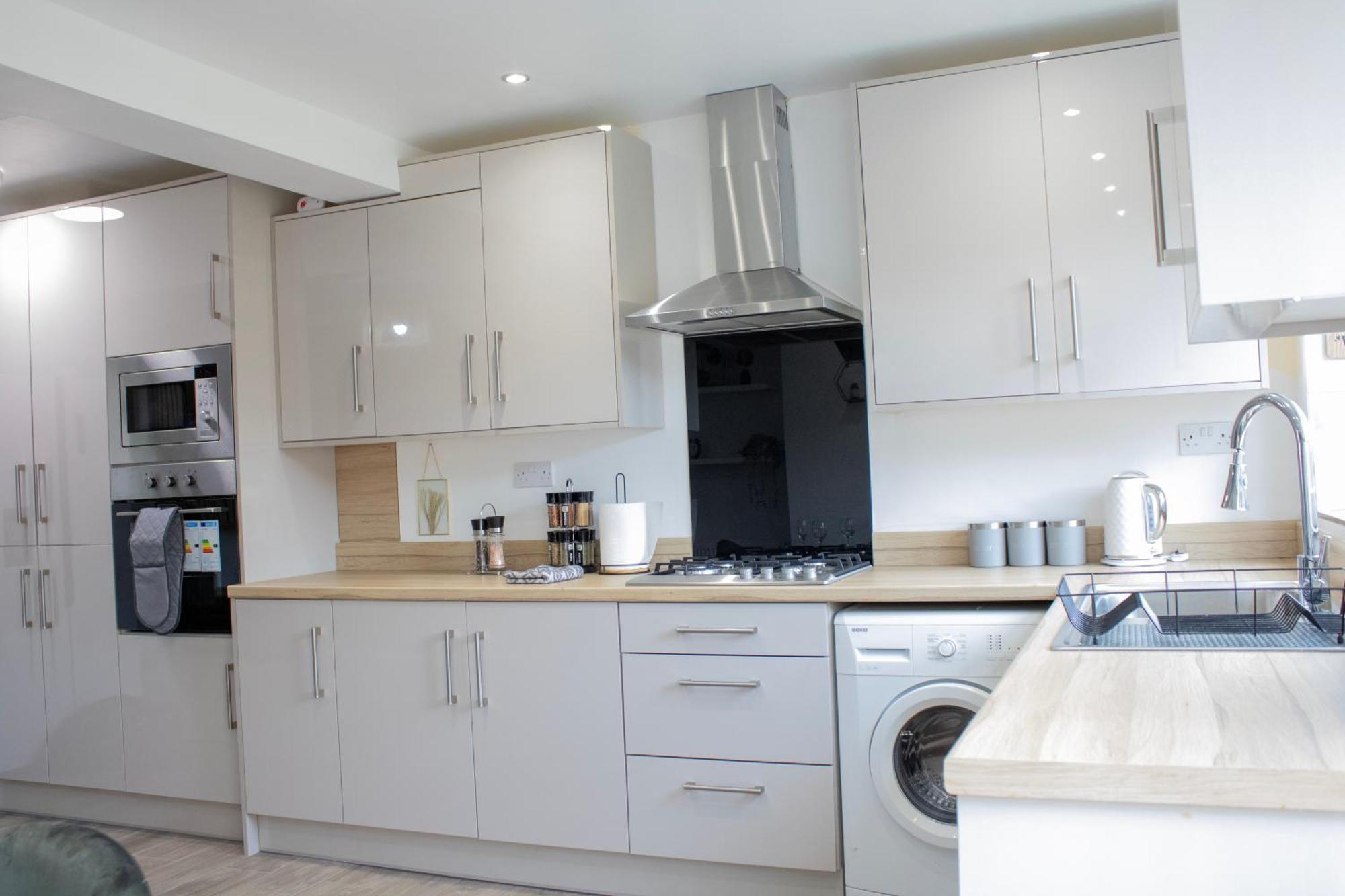 Harvard House, Stylish 3 Bedroom House In Solihull 5 Mins To The Nec, Bhx ,Jlr With Free Parking Birmingham Exterior foto
